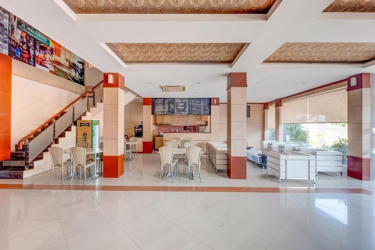 Oyo Flagship 3726 Tembok Batu Residence Tugu Zewnętrze zdjęcie
