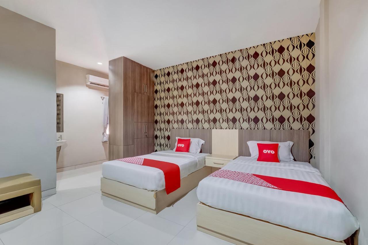 Oyo Flagship 3726 Tembok Batu Residence Tugu Zewnętrze zdjęcie