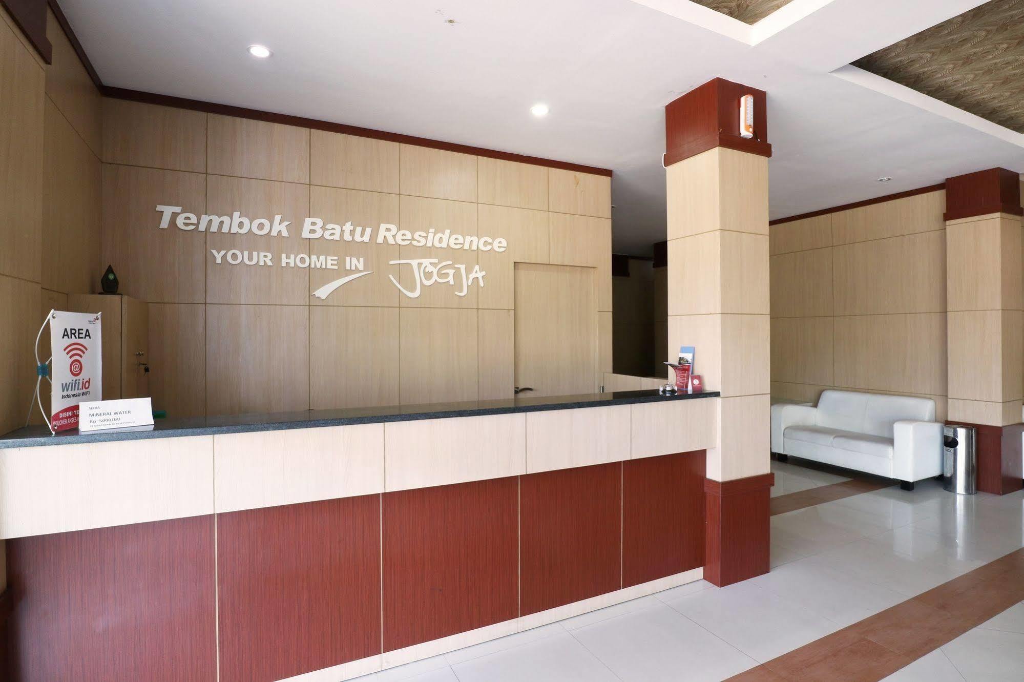 Oyo Flagship 3726 Tembok Batu Residence Tugu Zewnętrze zdjęcie